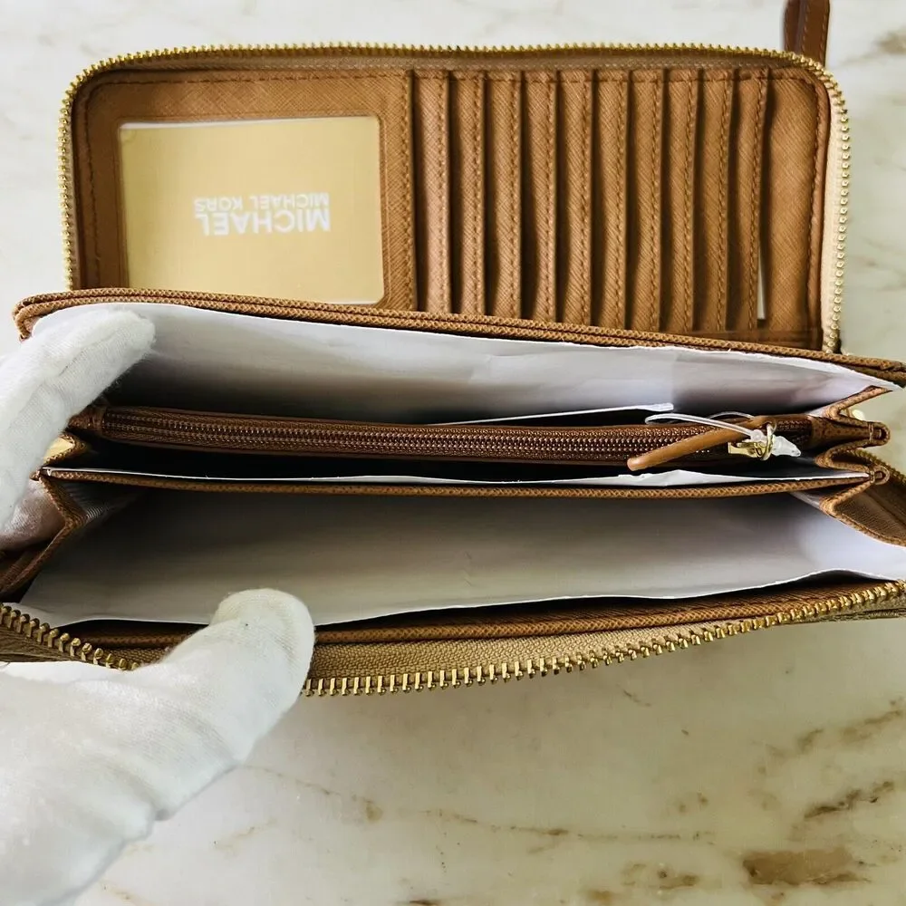 MICHAEL KORS Jet Set Camel Gold Logo Travel Continental Zip Wallet Wristlet